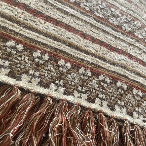 Original USA Women's One Size 100% Acrylic Poncho Brown Red Tan Fringe EUC - Picture 2 of 10